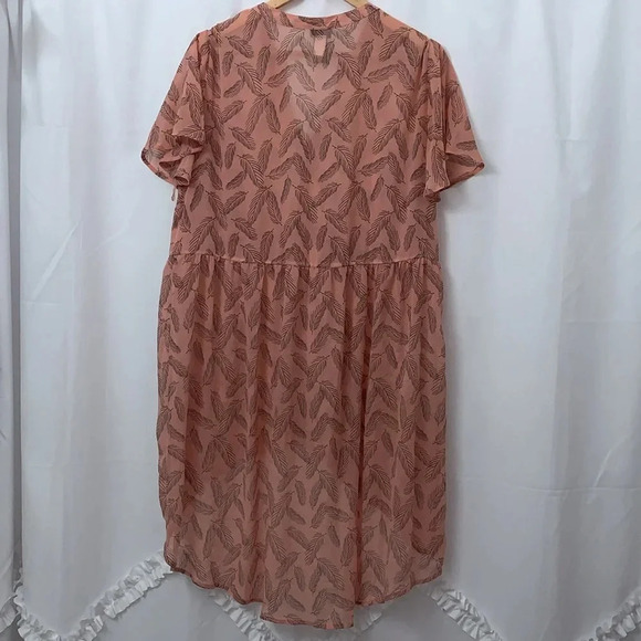 Women’s Torrid Size High-Low Sheer Blouse Size 1 (14/16) EUC - Picture 6 of 8